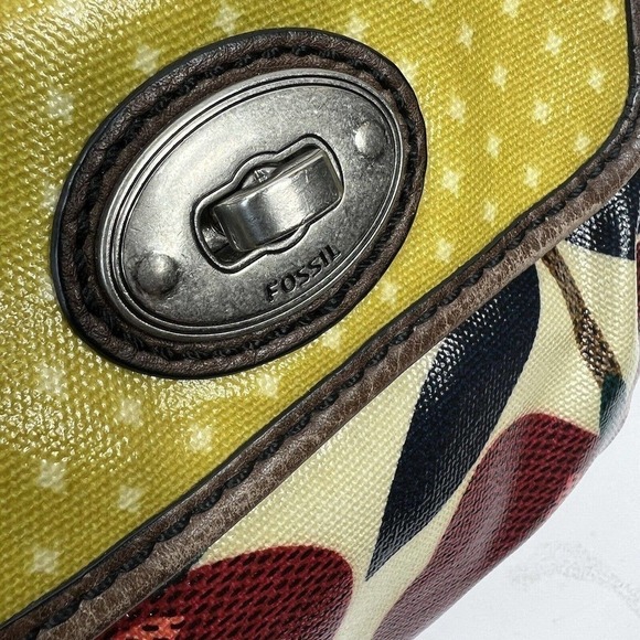 FOSSIL Key Per Coated Canvas Floral Crossbody Bag Red Yellow Turnlock - Picture 3 of 13